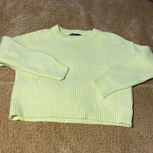 American Eagle sweater. Lime Green. Size Medium